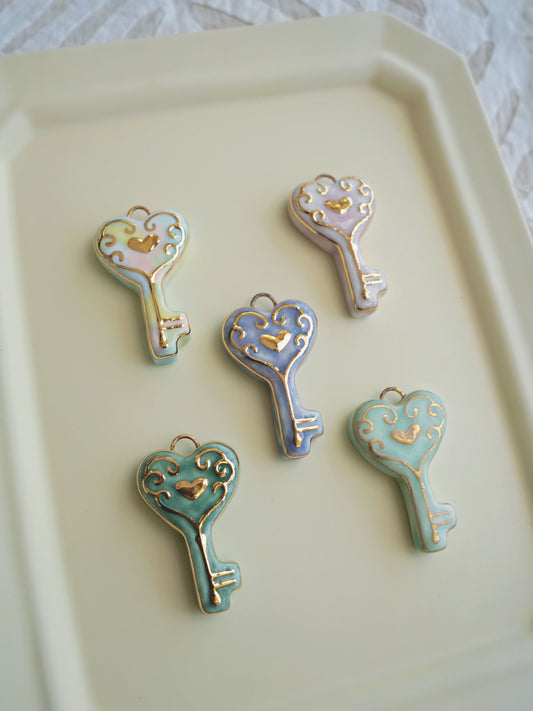 Heart & Lock | Handmade Gilded Relief Ceramic Pendant
